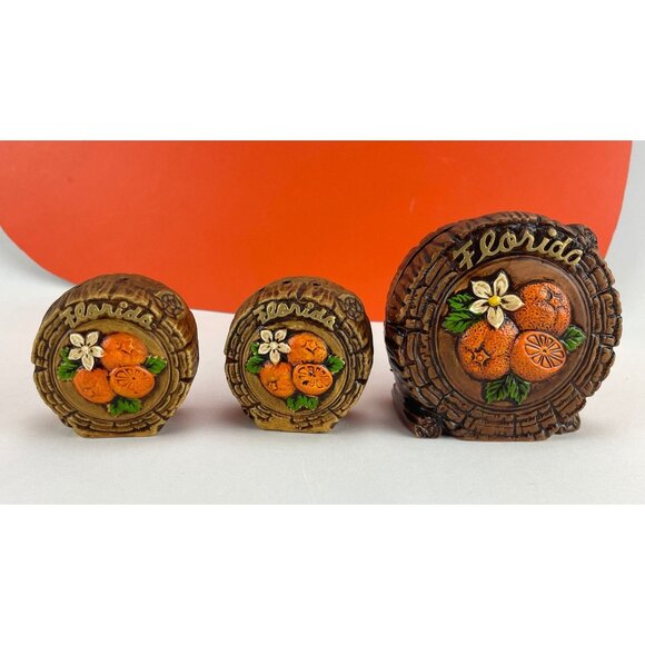 Vintage 70s salt & pepper shakers, Florida souvenirs, ceramic log shaped - Picture 4 of 10